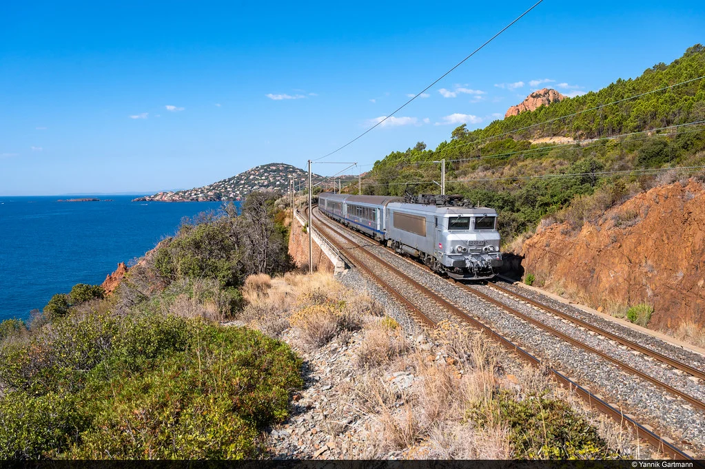 SNCF BB 22247 bei Anthéor an der Côte d'Azur